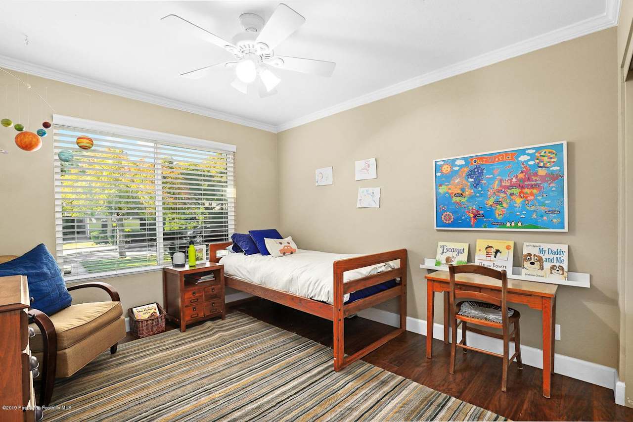 2412 San Fernando Ct