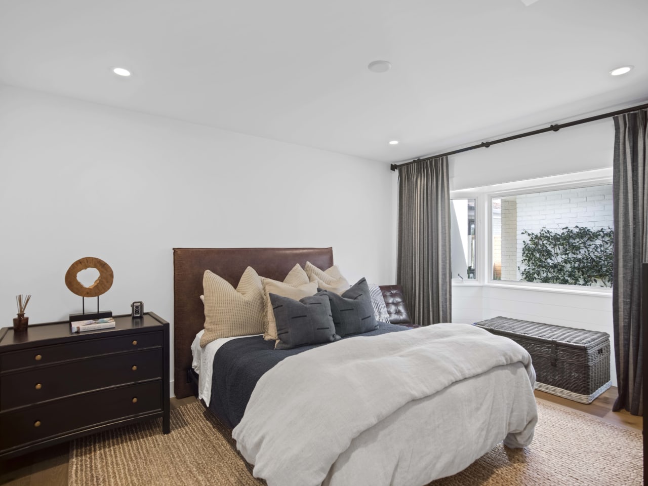 Irvine Terrace VALIA Properties Corona del Mar Luxury Real Estate