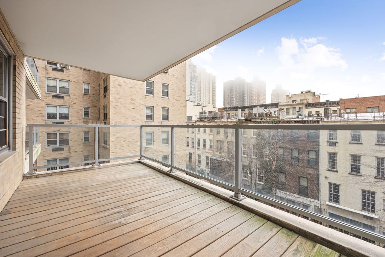 535 East 86th Street Unit 5D