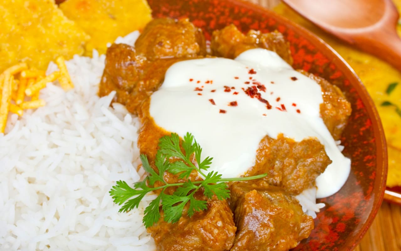 Rogan Josh Paprika: Kashmiri Lamb Stew