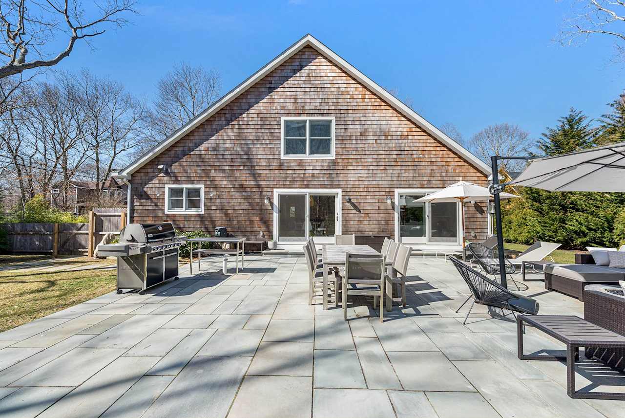 New construction, beach vibe, parking Michael Petersohn East