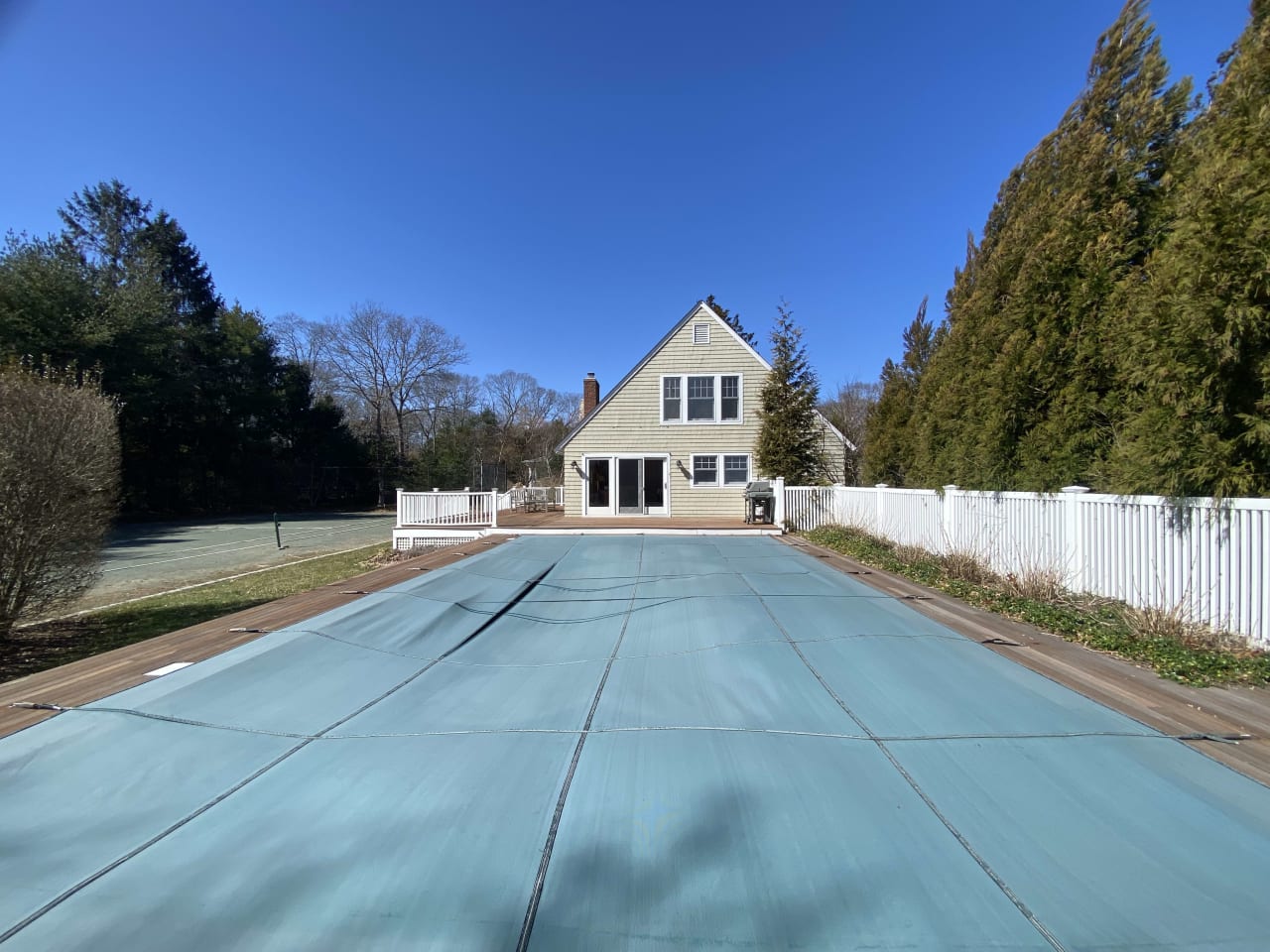 117 Montauk Highway, Quogue Village