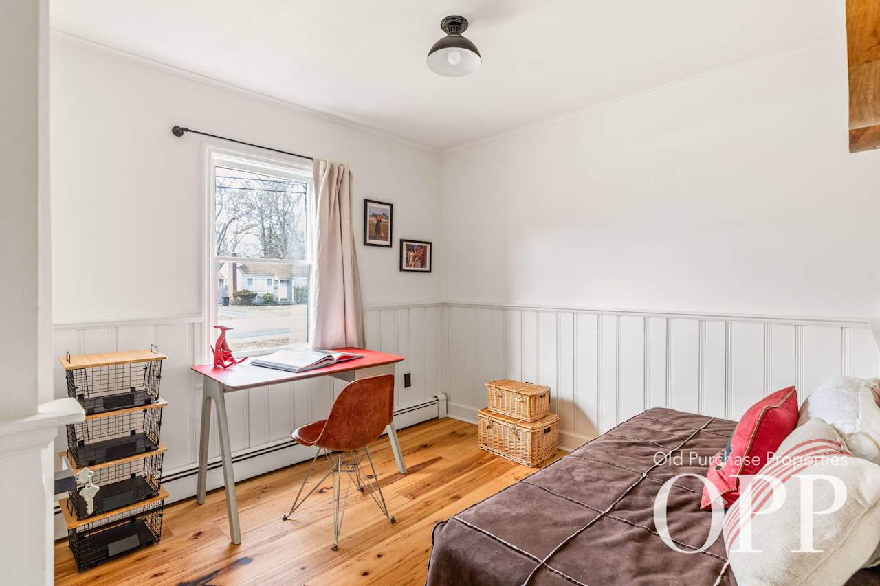 BELLPORT VILLAGE SUMMER RENTAL