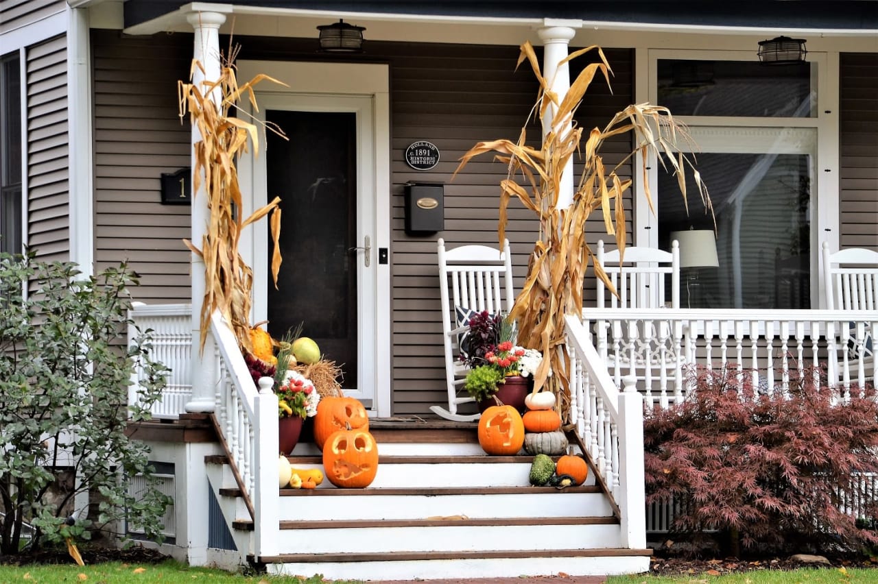 6 Reasons to Buy Your Next Home This Fall