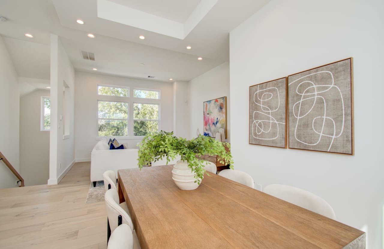 dining room at a model home at Commons at Engelke