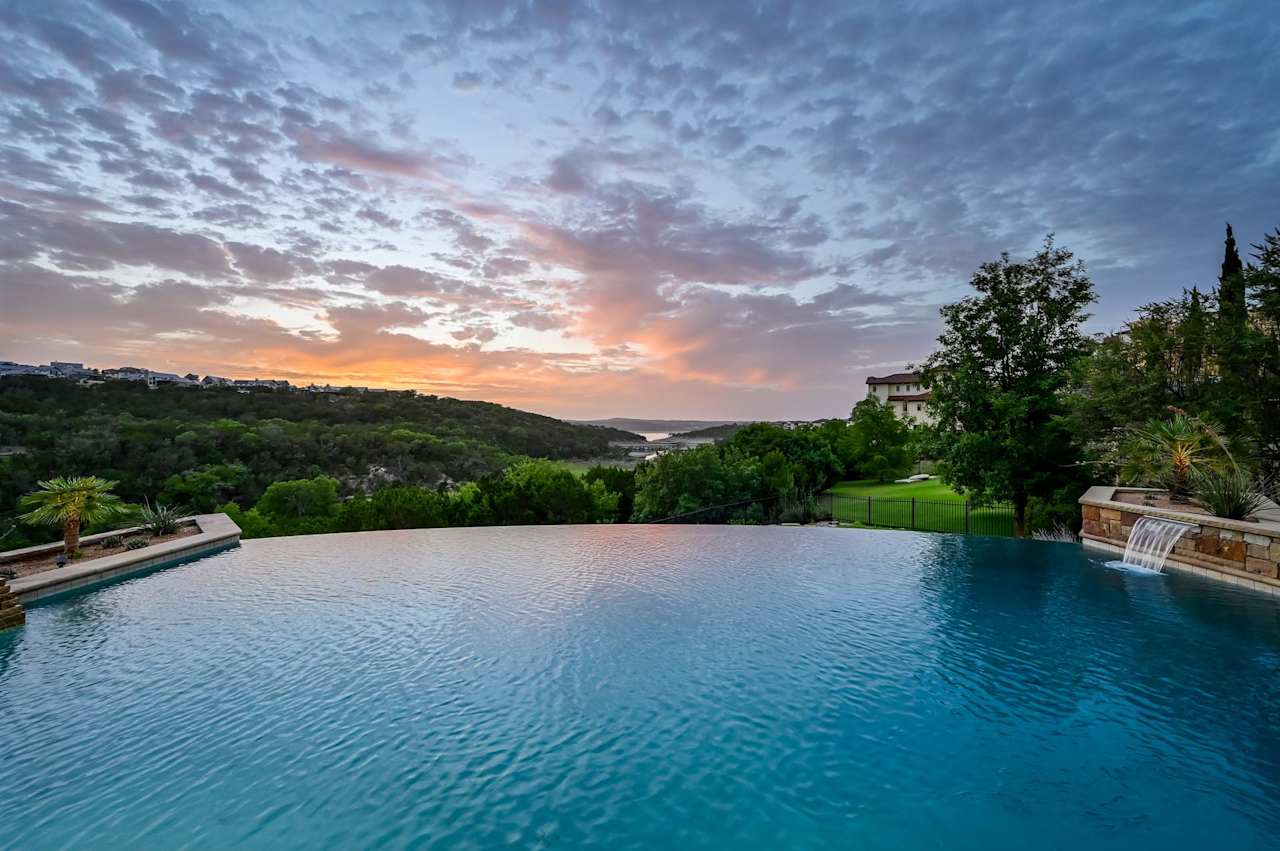 Rough Hollow Lakeway