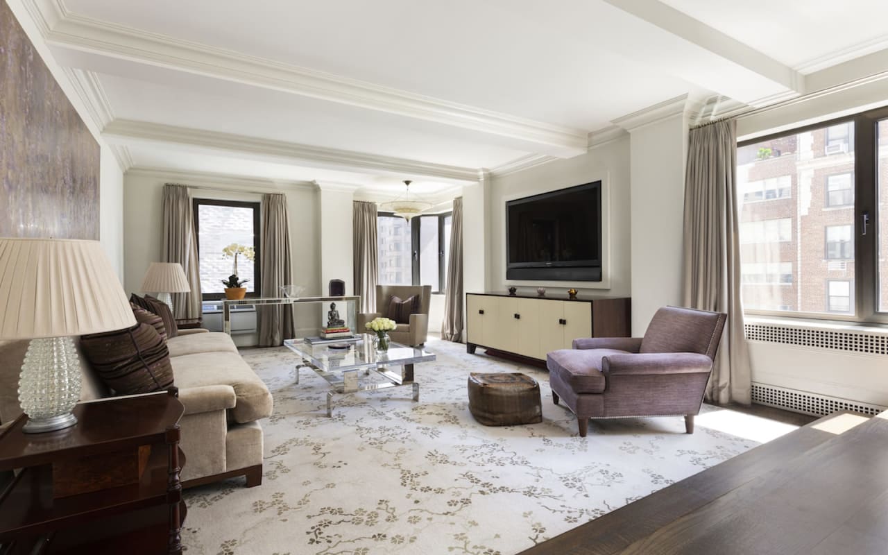 This Pre-War 1-Bedroom Apartment On the UWS Is a NYC Classic