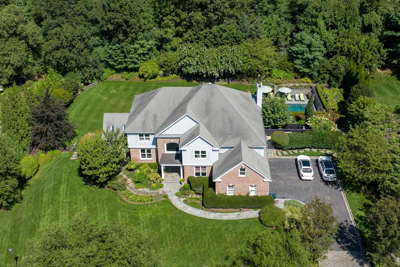 6 Stone Hill Dr N Gail Holman Real Estate Manhasset Real Estate