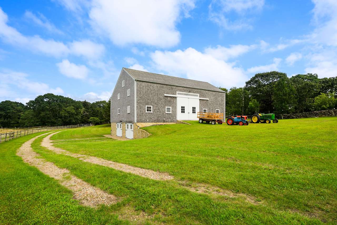 Idyllic Chilmark Farm