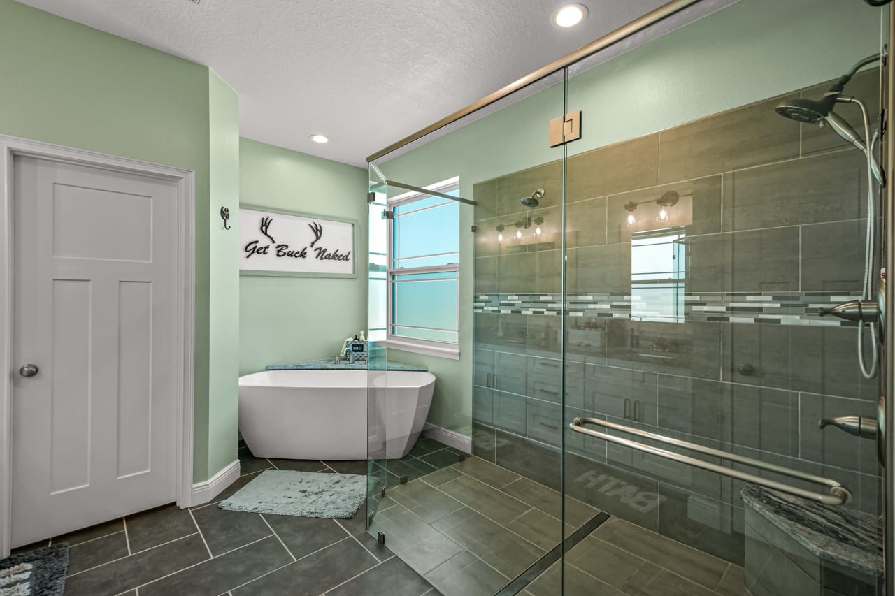 32819 Drake Estates Way Dade City, FL King & Associates King