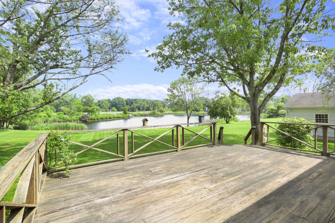 398 Greens Farms Road The Riverside Realty Group