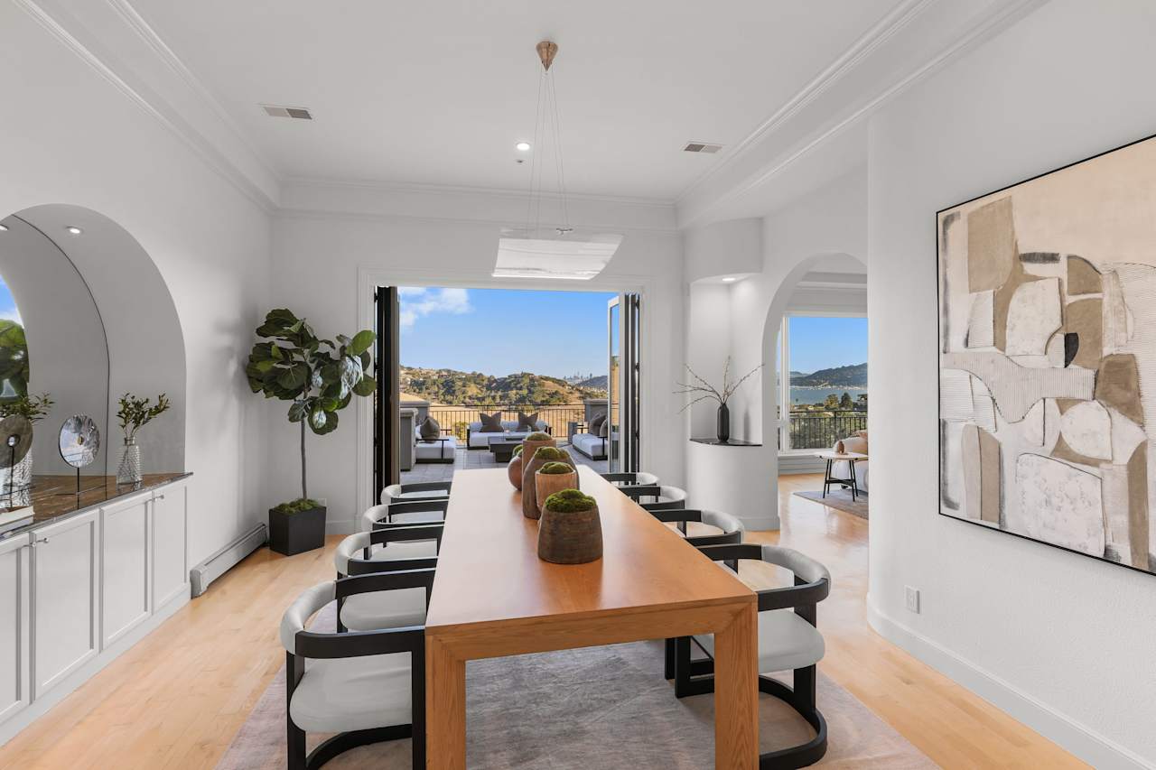 Luxury Tiburon View Home
