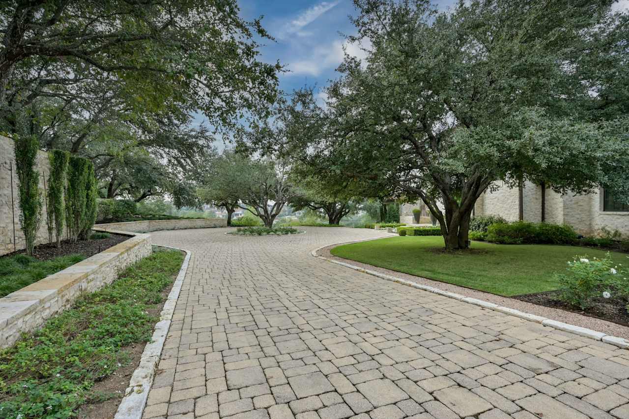 1702 Barton Creek Blvd