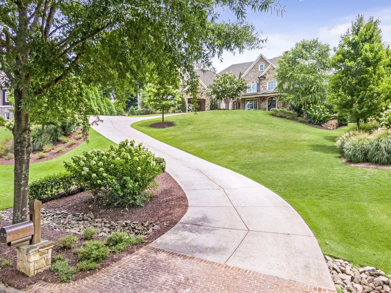 The Jenny Doyle Group Real Estate Team