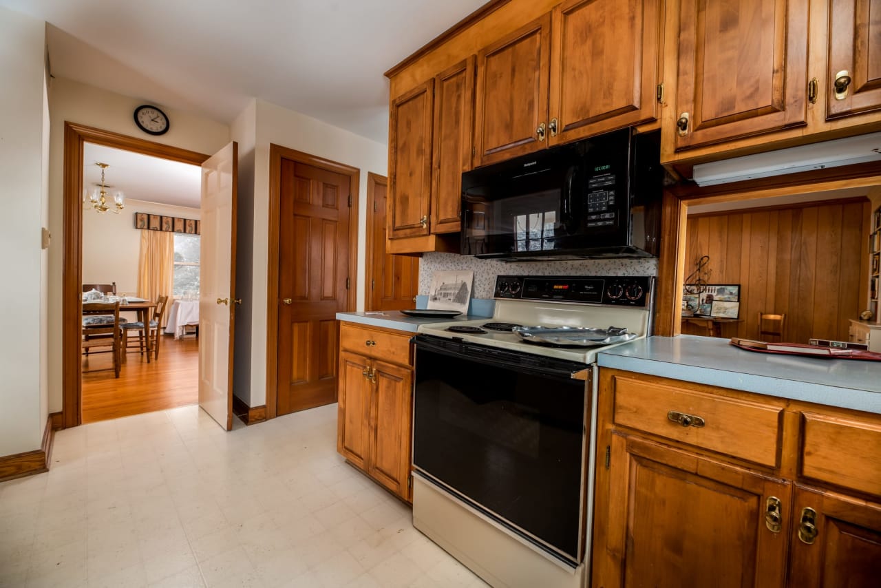 Appomattox Countryside Moyanne Harding Lynchburg Real Estate Agent