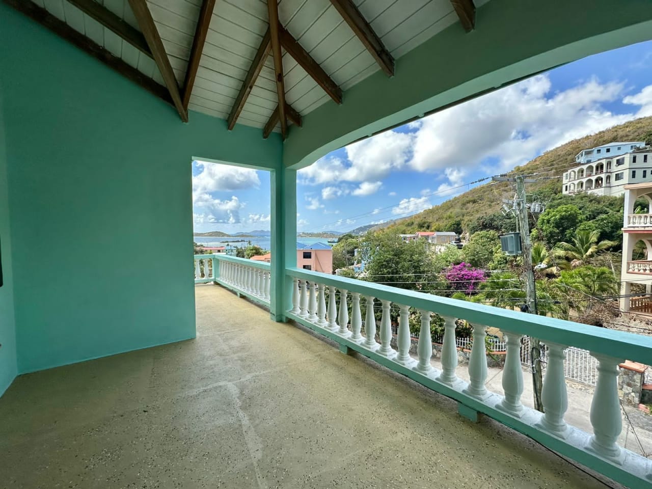 194 Multifamily With Charming Views