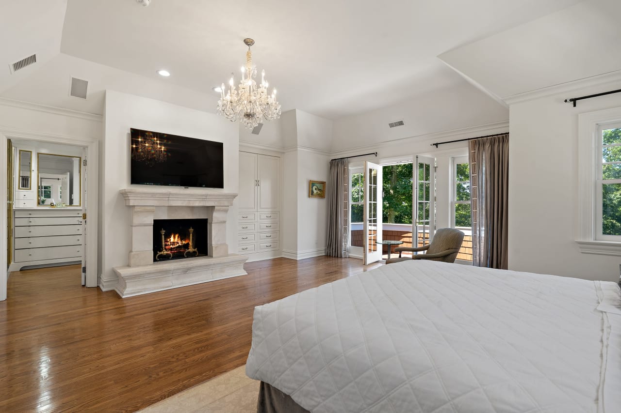 6 Hallock Place, Armonk NY offered for sale with Brian Milton of