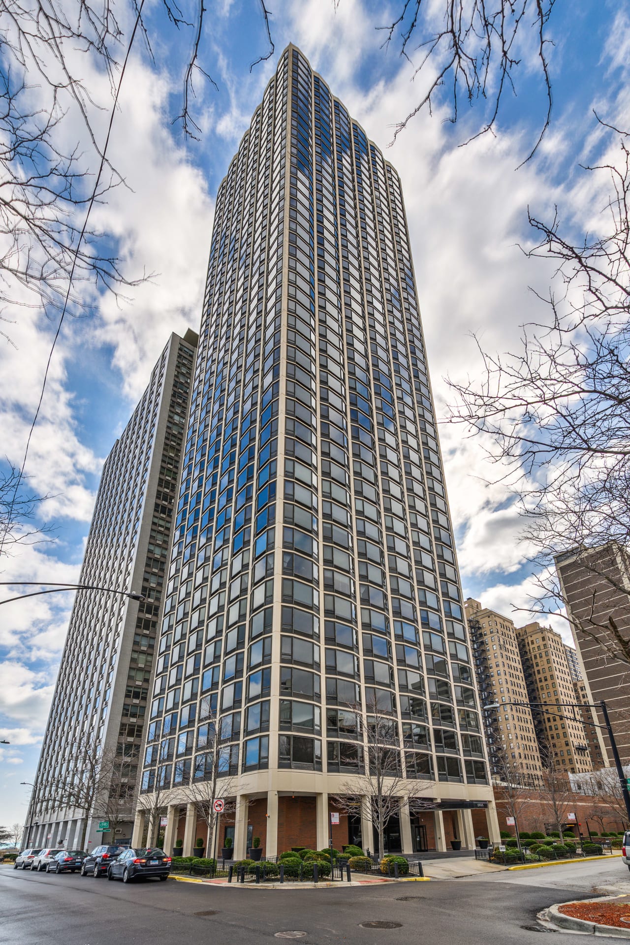 1555 N Astor Unit 21SE