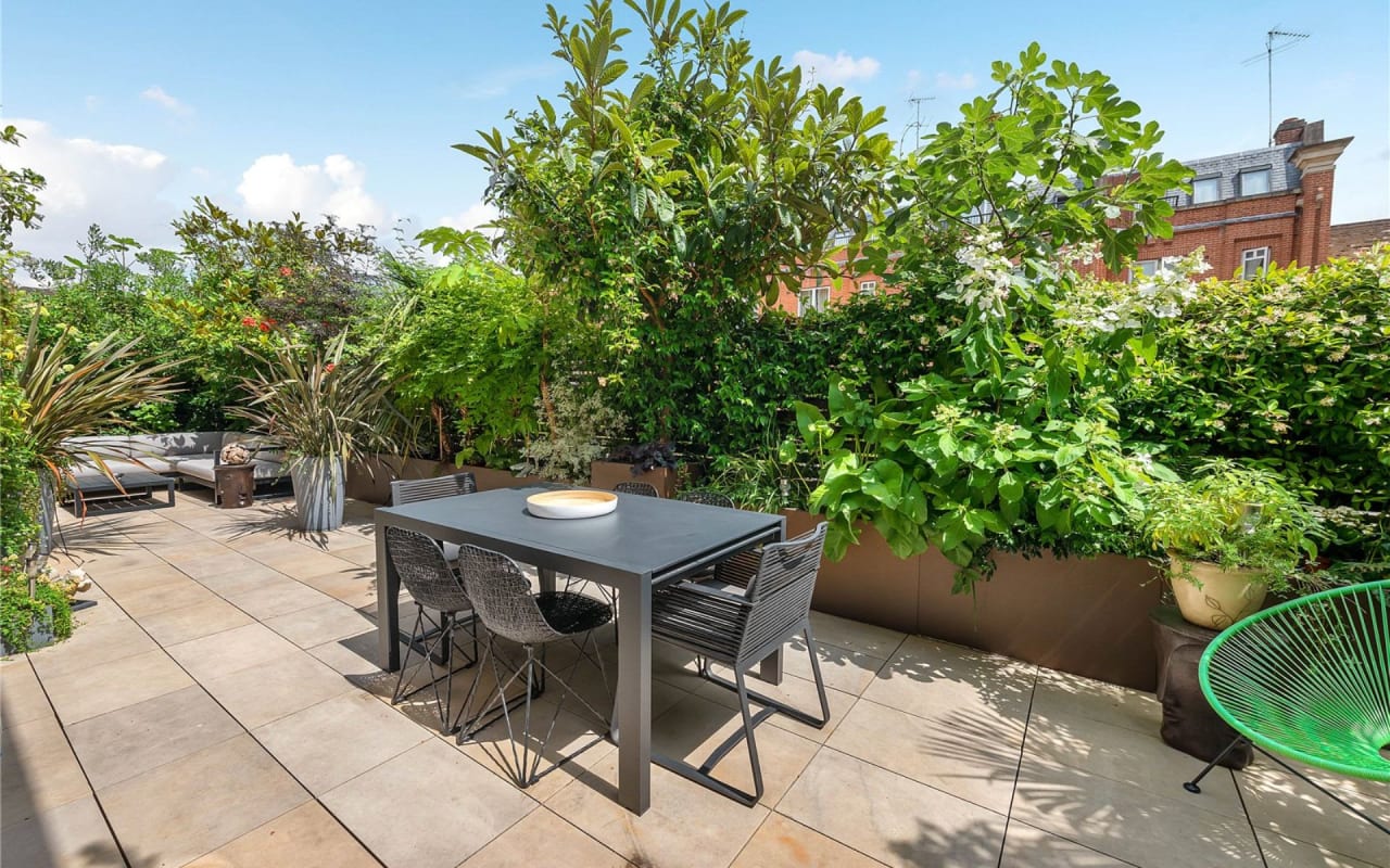 77 Chelsea Manor Street Kris Sylvester New York Real Estate Agent