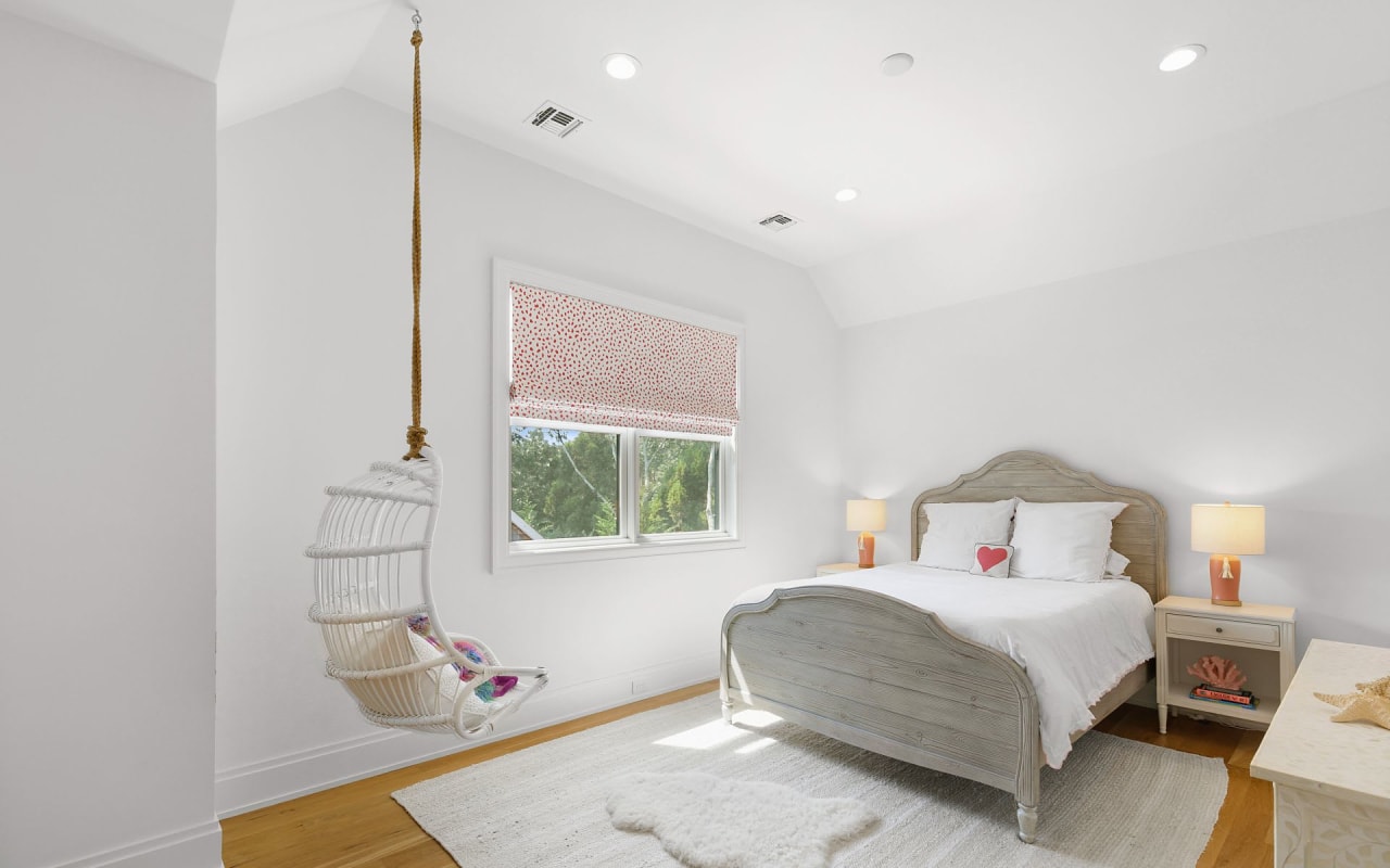 Hamptons Rental Corcoran Mala Sander + Team