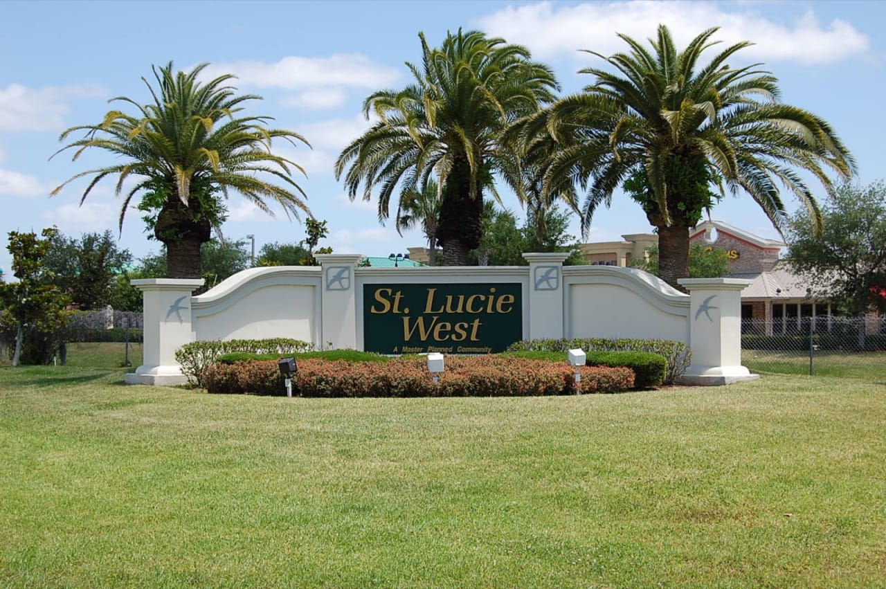 St. Lucie West