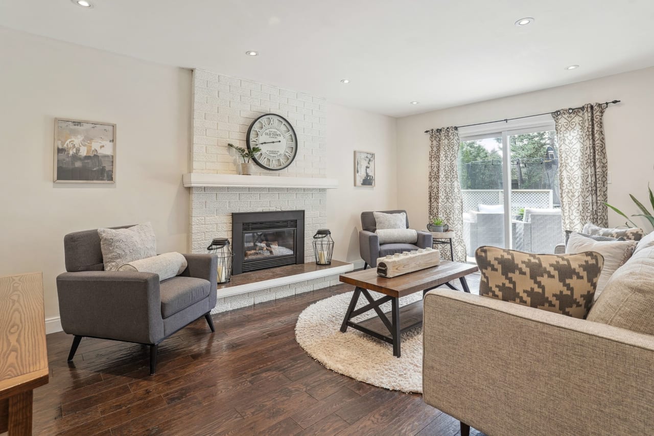 Beautiful Family Home Kate Vanderburgh Realty Group Oakville Real