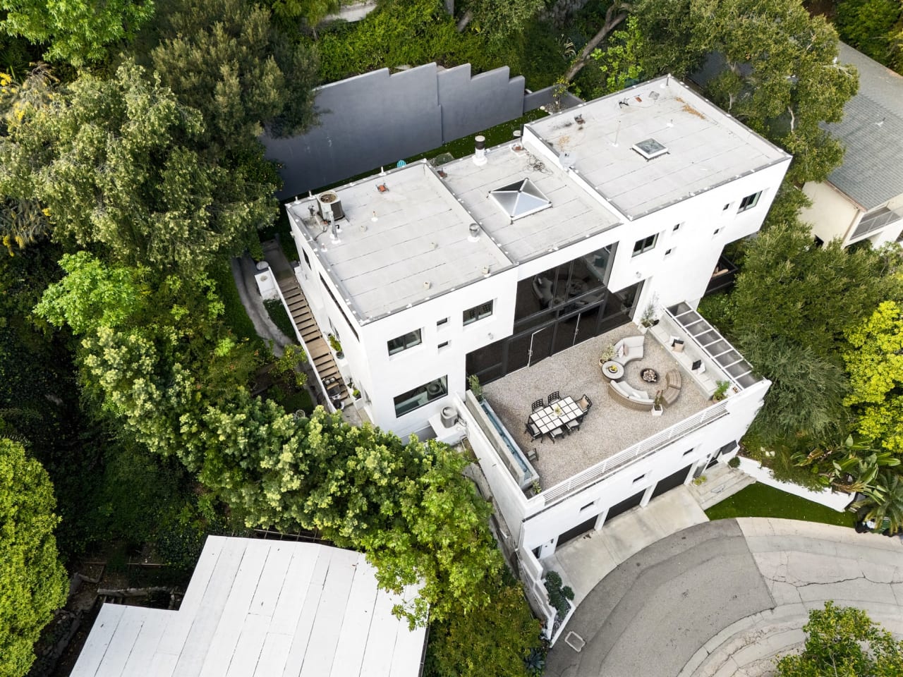 Architectural Stunner. Upper Beachwood Canyon