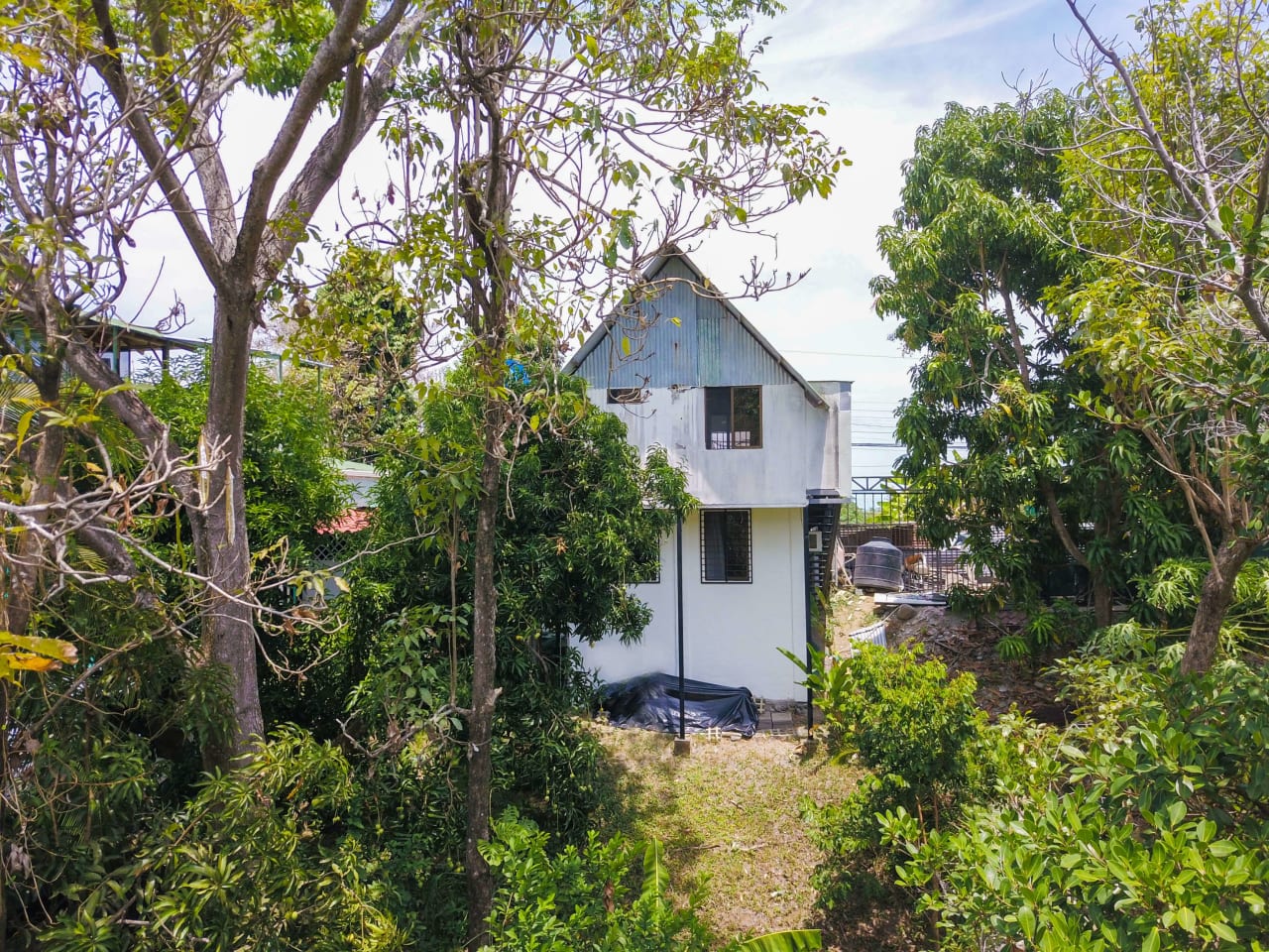 2-Story Apartment Manuel Antonio