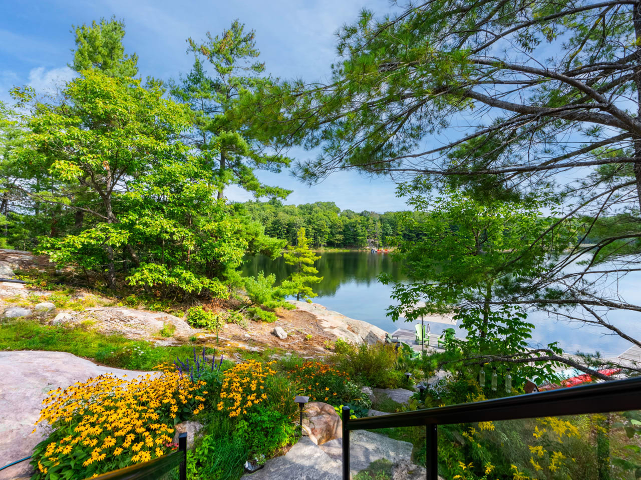 Alves Road, Georgian Bay 