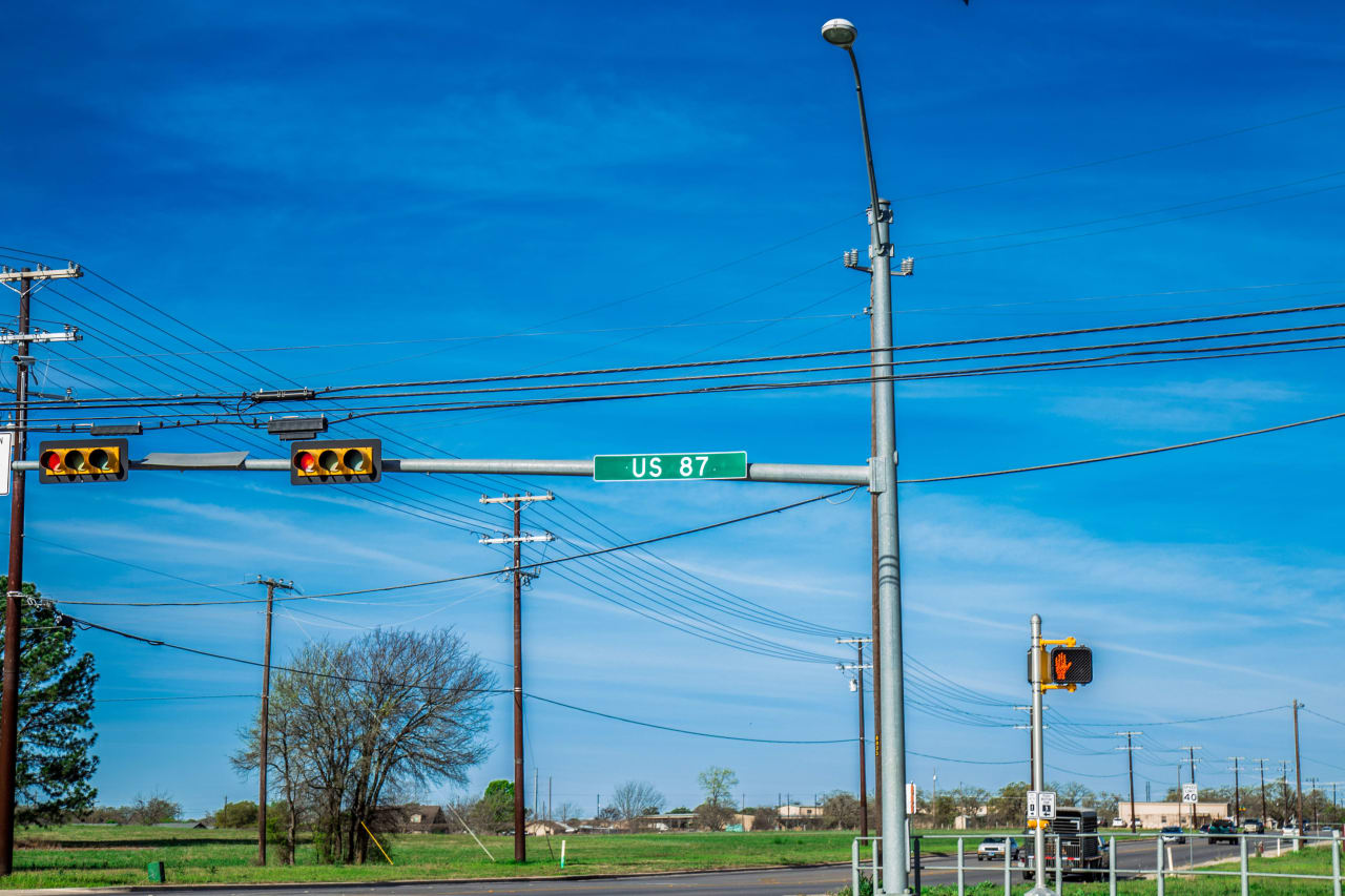 Hwy 87 Commercial Lot 