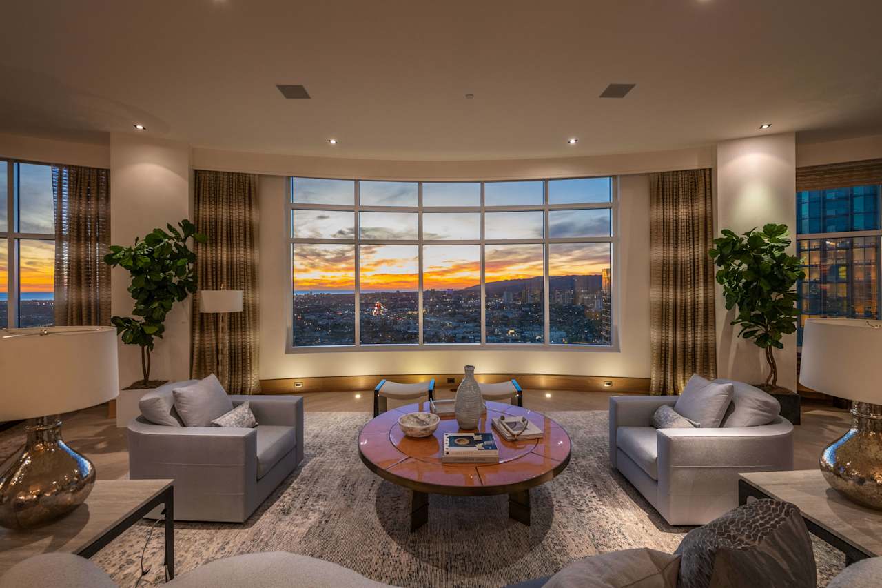 Drew Fenton Luxury Real Estate Agent in Beverly Hills