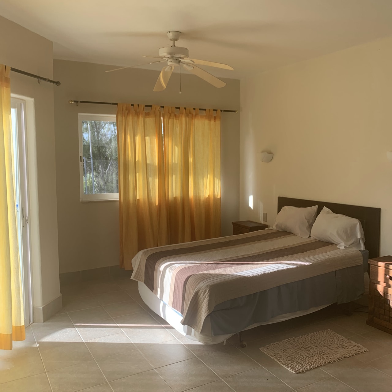 Beachfront House for sale in Puerto Morelos 