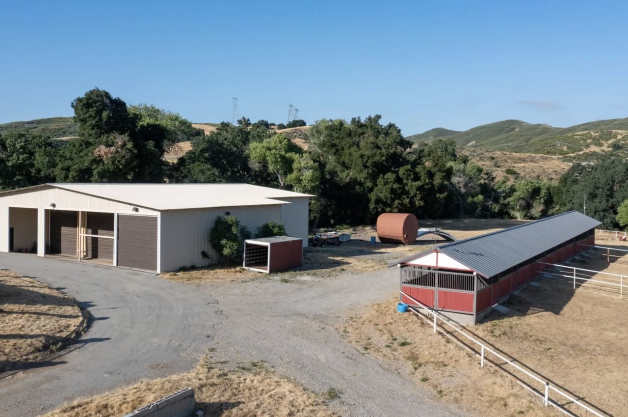 36059 Golden State Highway, Castaic