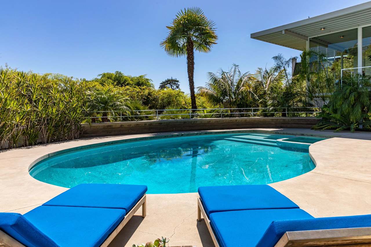 The Steel House :: Neil A. Johnson, AIA