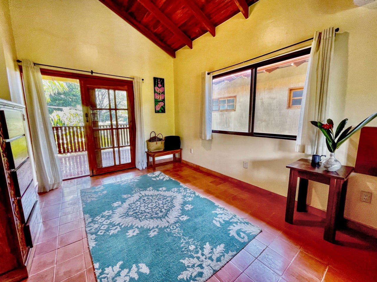 0.04 ACRES – 3 Bedroom Villa Just 2 Minutes Walking Distance To Dominical Beach!!!