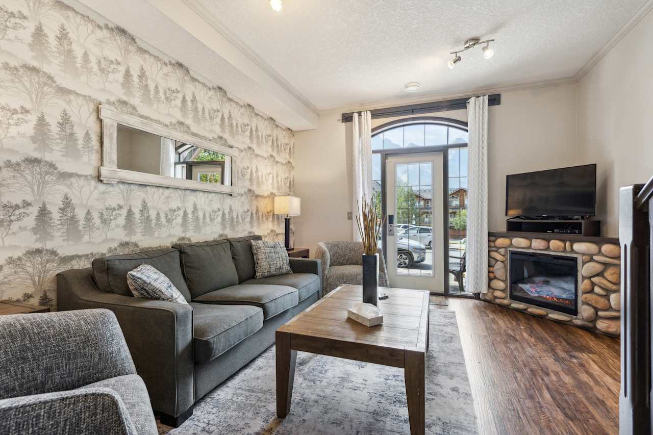 140 Kananaskis Way Unit: 105