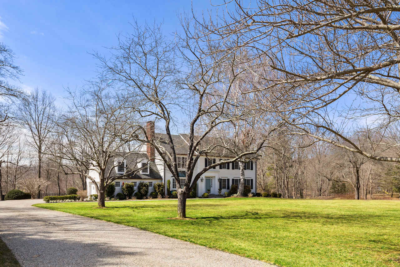 81 Coventry Lane, Fairfield Private Exclusive Veronica Monahan