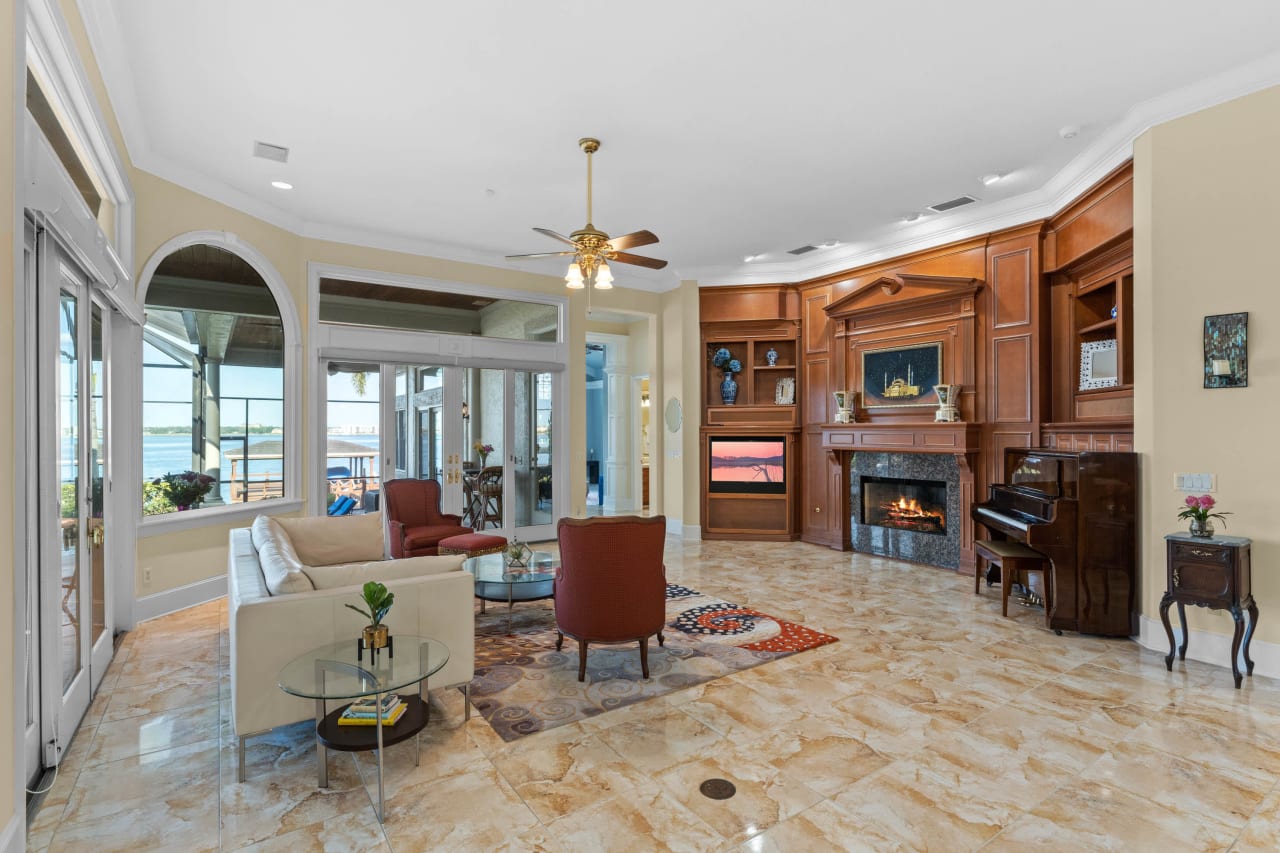 Dr Phillips Lakefront Luxury Pool Home