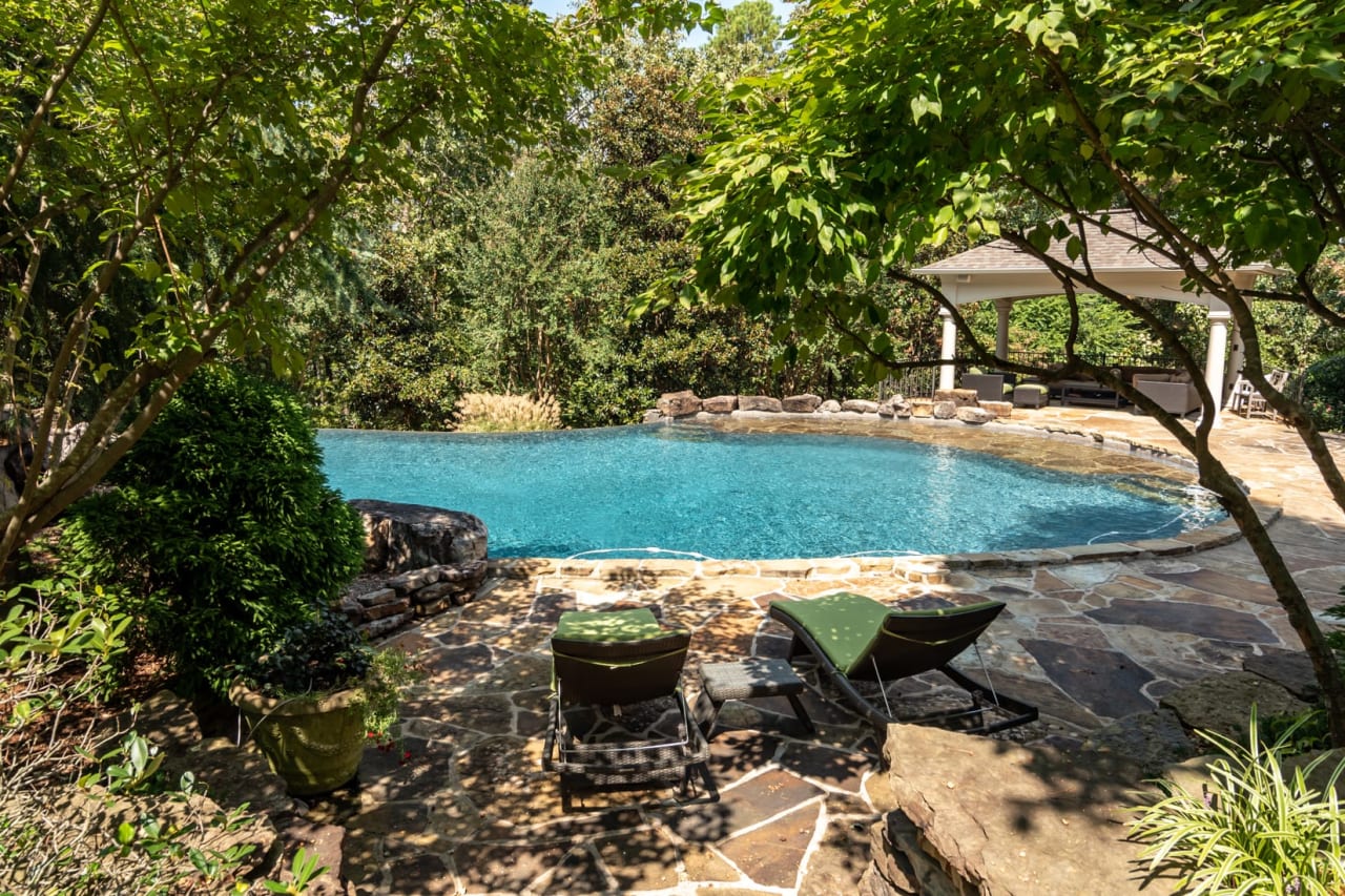 2 Valley Crest Court Jon Underhill Real Estate