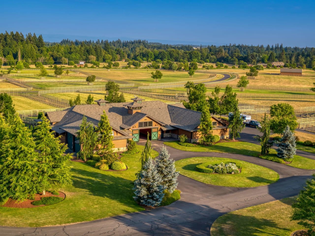 Inside a Stunning 200Acre Oregon Horse Farm That Just Listed for 19.5
