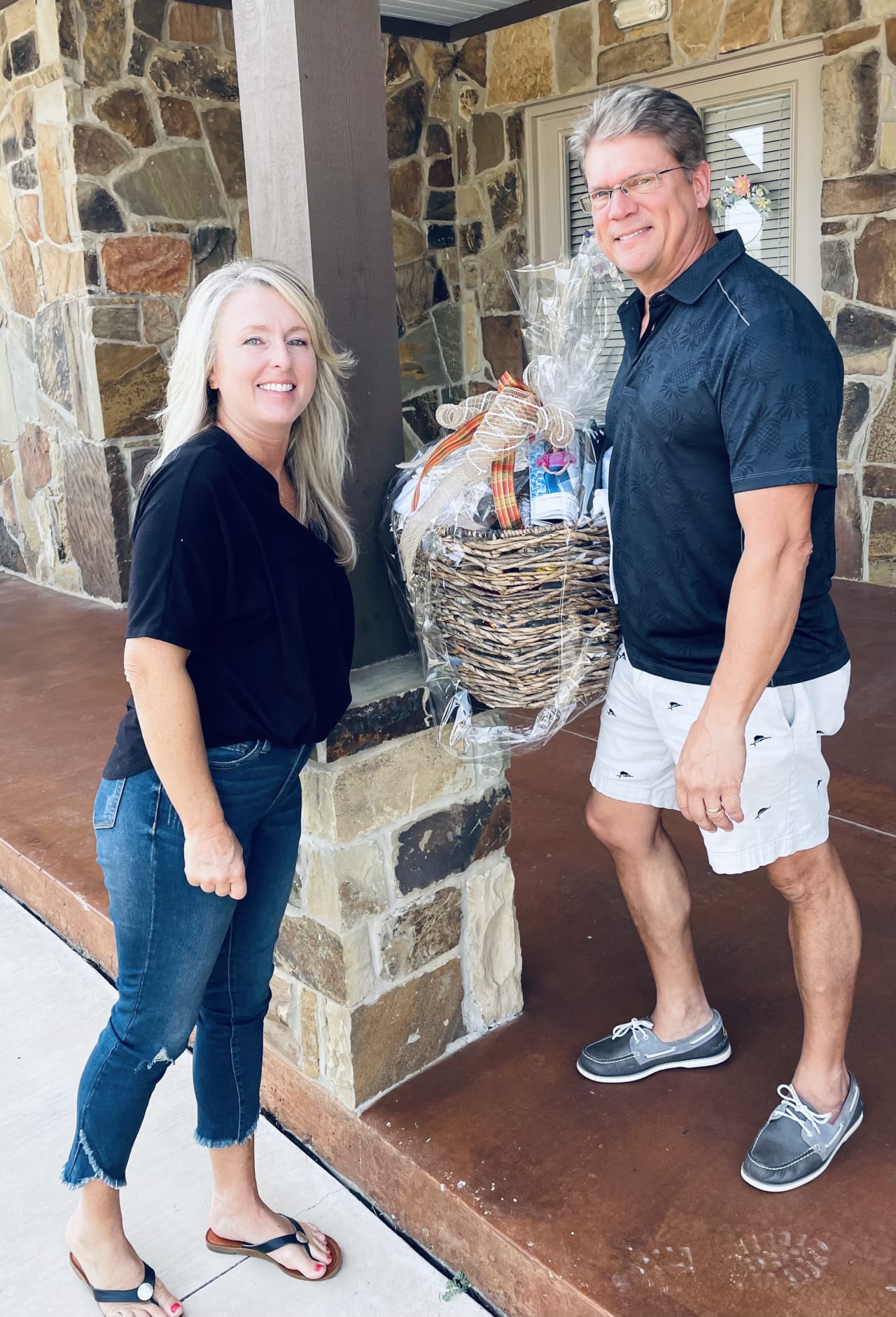 Clients get baskets - Ruth Ann Robbins