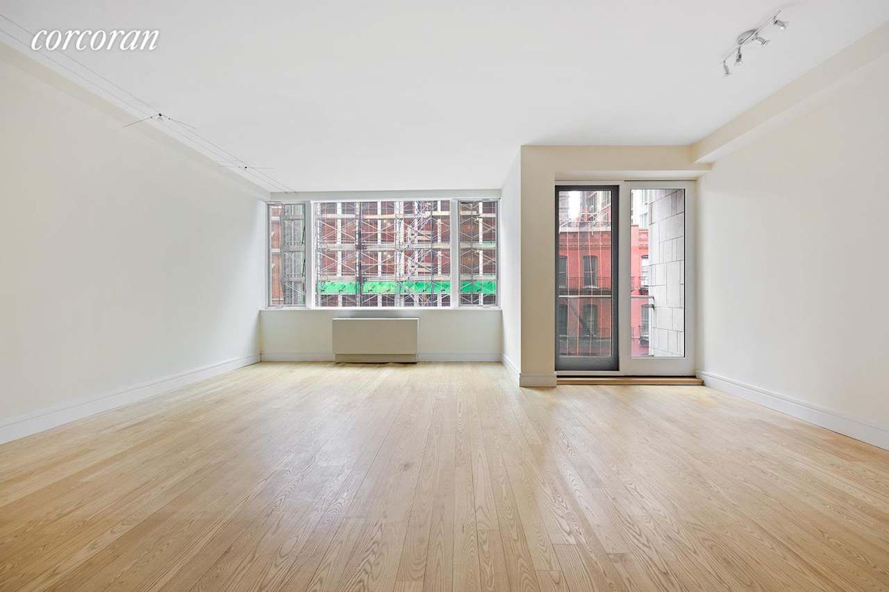 110 East 97th Street, Unit 5 Manhattan, NY 10029 2 Beds, 2 Baths