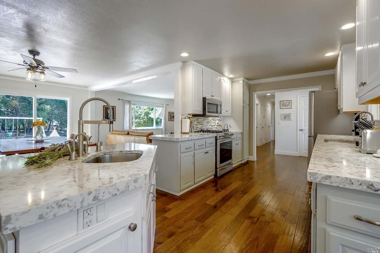 1395 Schaeffer Rd Hedge Realty Petaluma Real Estate Team