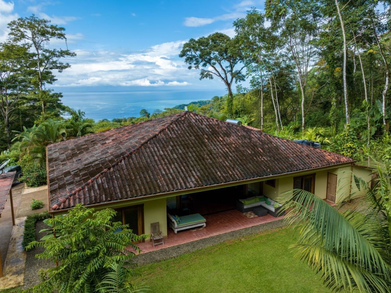 Ocean View Home With Rainforest Setting