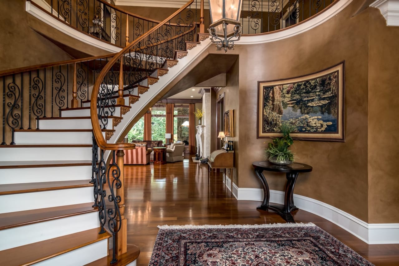 2 Valley Crest Court Jon Underhill Real Estate