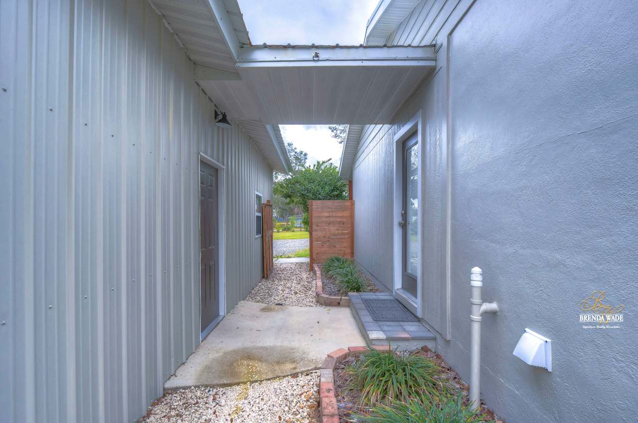 PRICE REDUCED! / 802 OVERHILL DRIVE