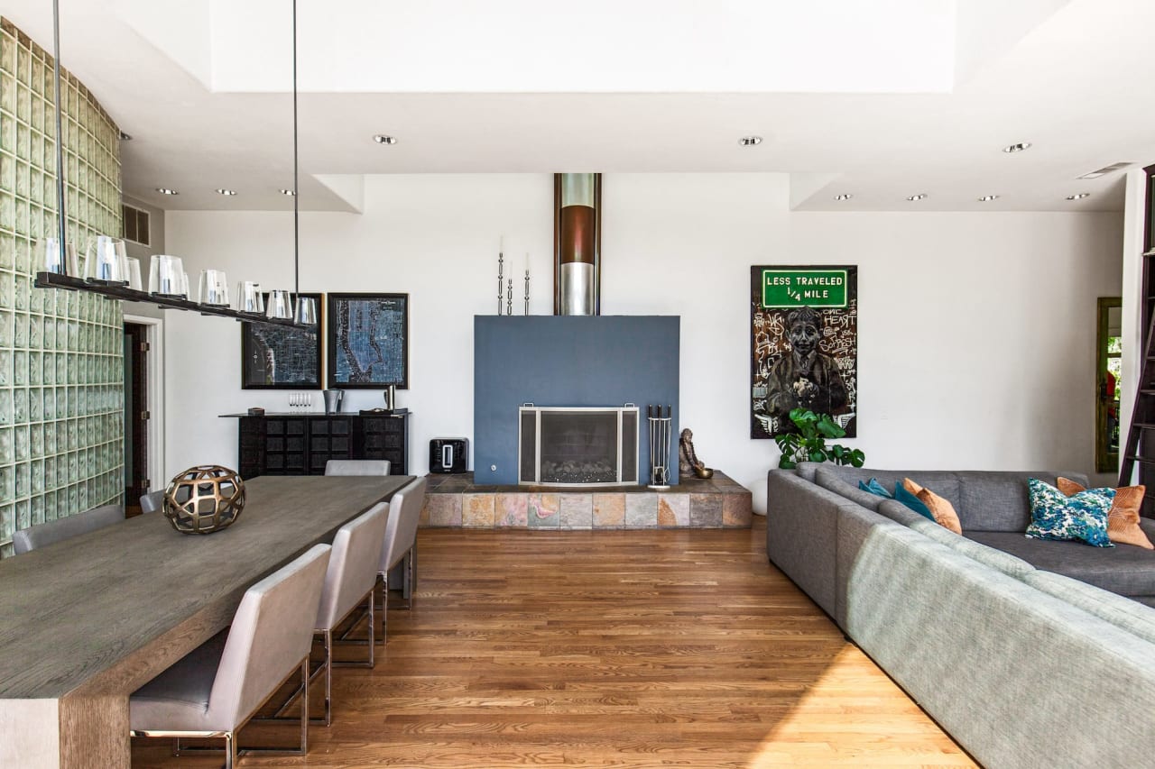 Commanding Architectural Upper Beachwood Canyon