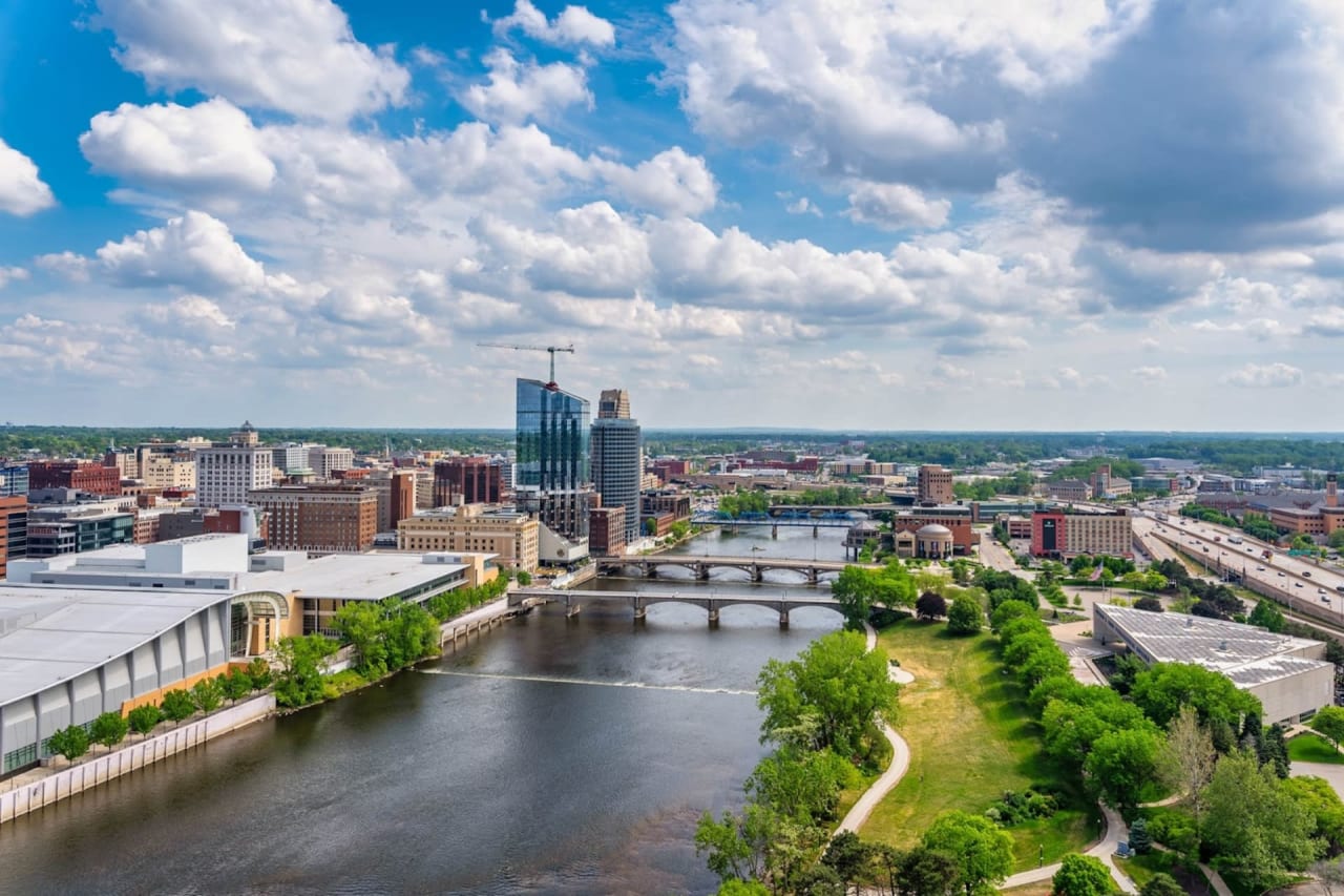 Relocating to Grand Rapids? 6 Things to Know Before You Move