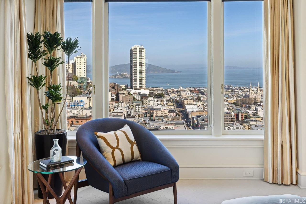 Iconic, Rarely Available Nob Hill Penthouse