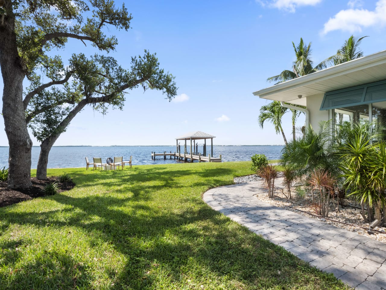 Riverfront Gem 1209 Coconut Drive Fort Myers FL 33901